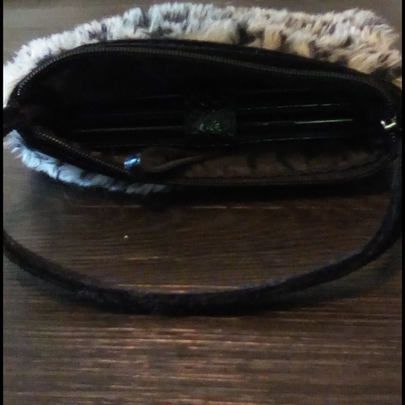 Cute furry mini purse - Picture 4 of 6